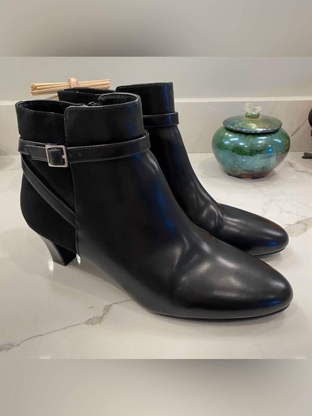 Bass - Colleen, Black Faux-Leather & Suede Ankle Boots - EUC - 10M